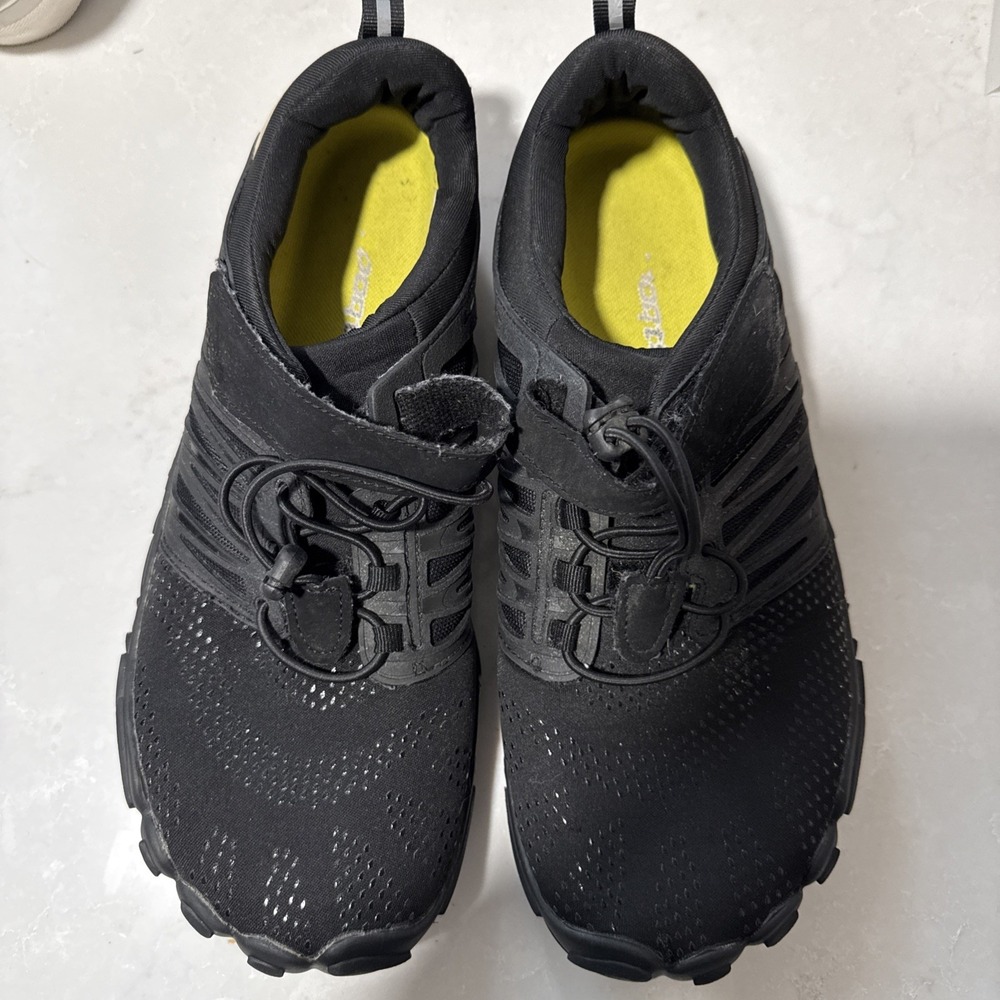 Black Cycle Shoes Sz 10US and 43 . Very Unique